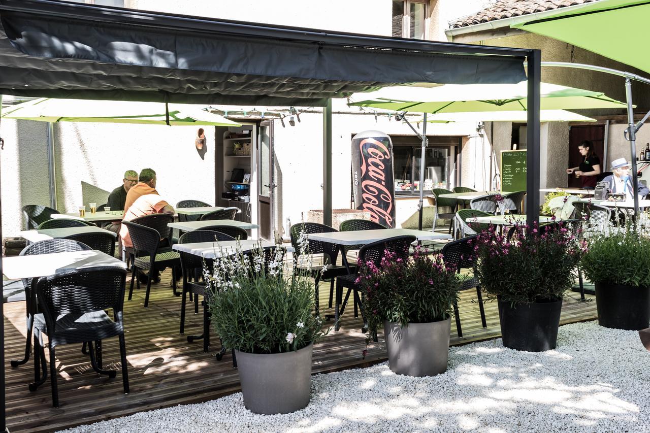 Hotel Saint Pierre Les Sauvages  Bagian luar foto